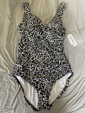 Jantzen Cascade Leopard Surplice Mio One Piece Swimsuit NWT size 14